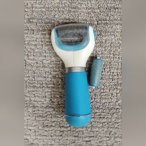 Amope Battery Operated Pedicure Foot File -  Coarse And Fine Attachment